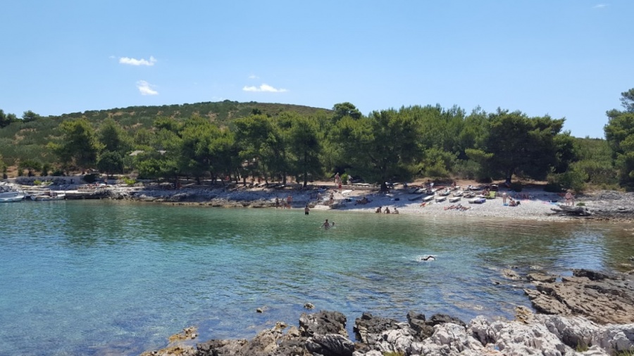 Stipanska i Mlini FKK plaže Otok Marinkovac
