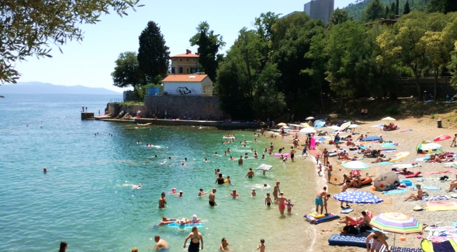 Plaža Peharovo Lovran Hrvatska