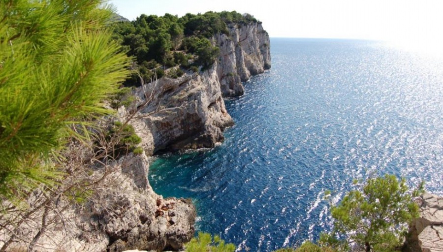 Veli rat Dugi Otok Plaže