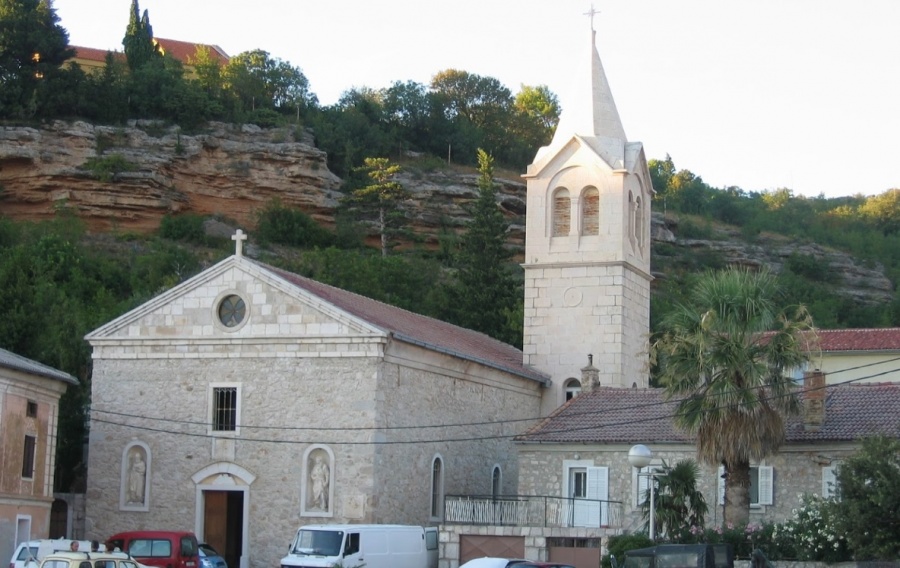 Crkva Sv. Josipa Jablanac