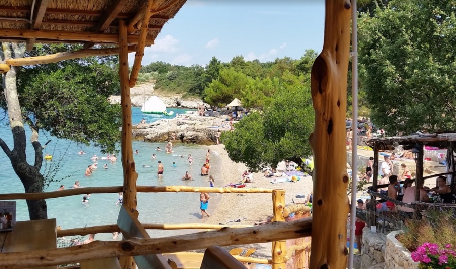 Plaža Beach Jert Pinezići island Krk