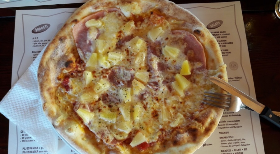 Pizzeria Točkica Novigrad cijene, slike hrane, meni, kontakt forum komentari