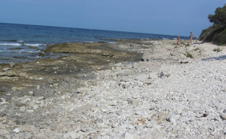 FKK rt Plaža Punta Križ Rovinj - slike video