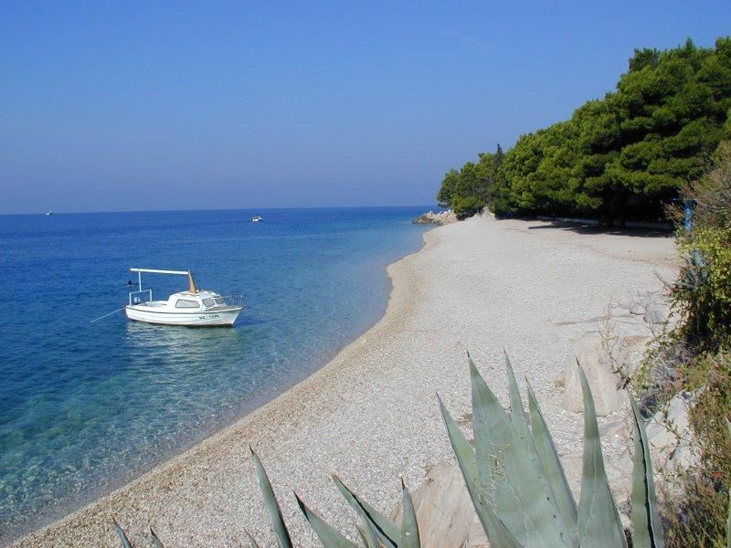 Tučepi mirno turističko naselje u Dalmaciji