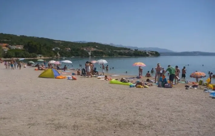 Apartmani IVANA