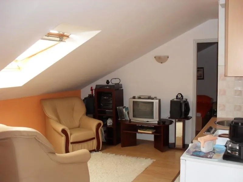 Apartman 6