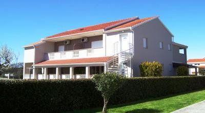 Apartments Nin Ivana