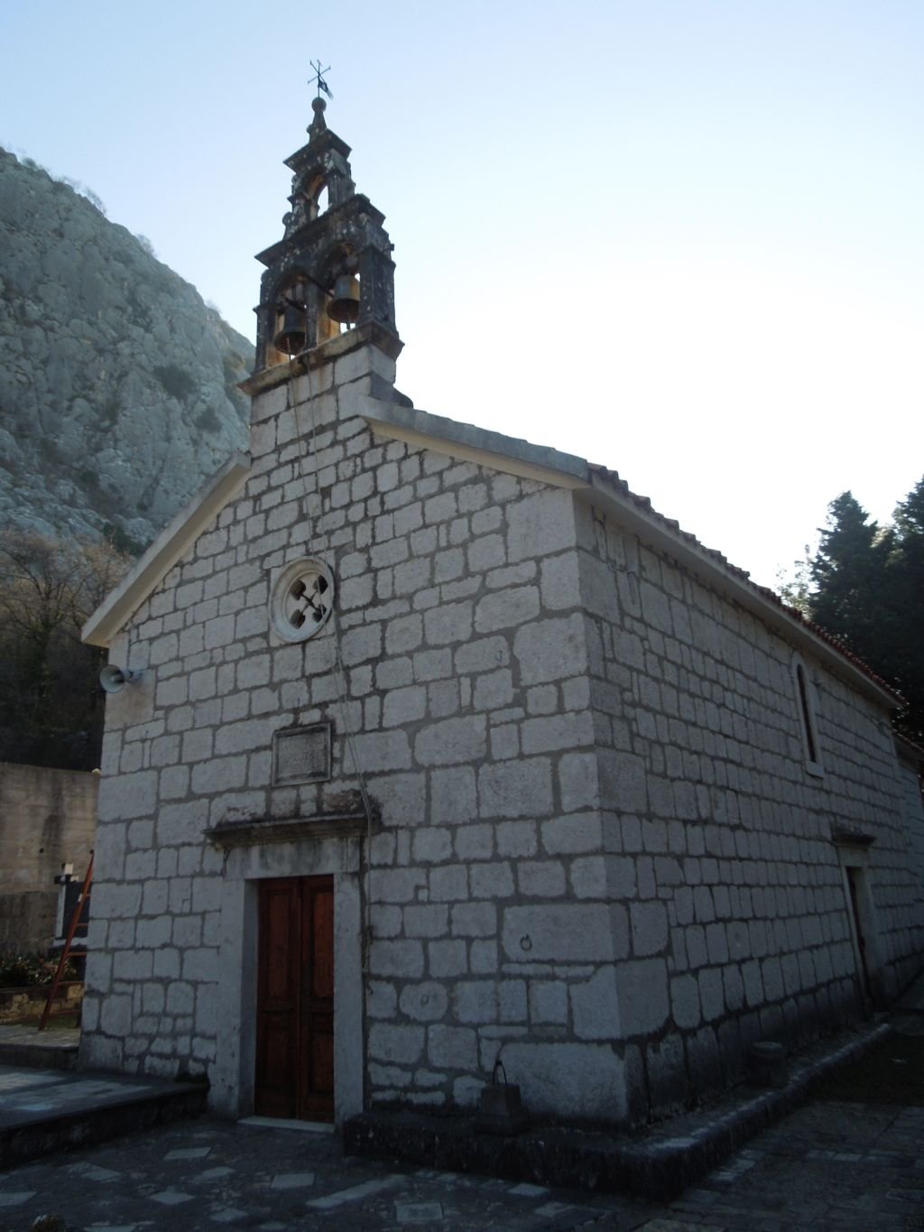 Crkva sv. Ante, Zadvarje
