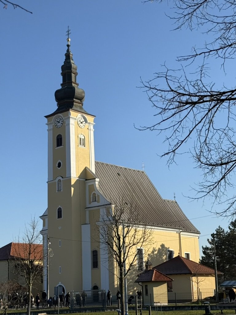 Crkva sv. Ivana Nepomuka, Lučko