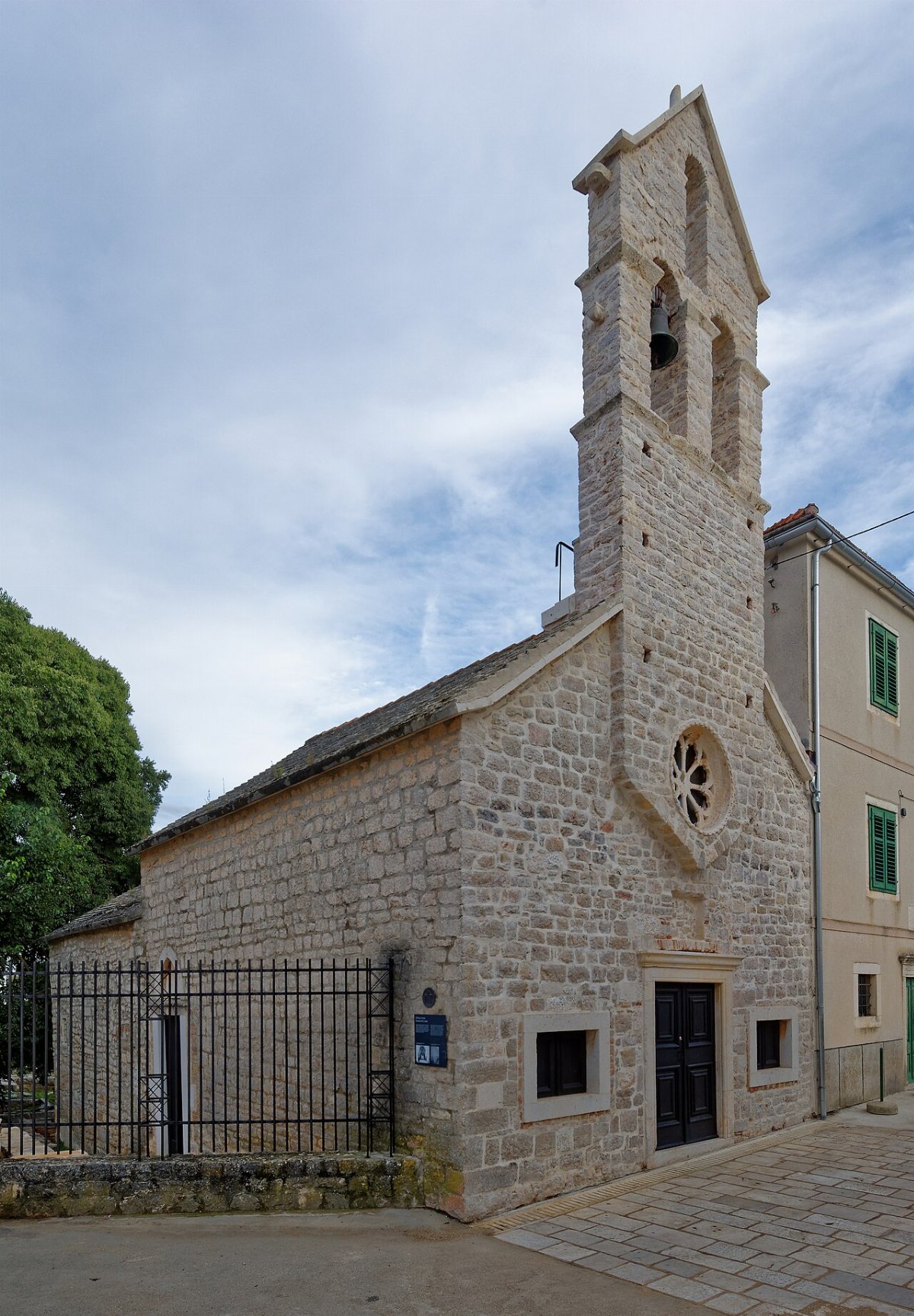 Crkva sv. Ivana, Stari Grad