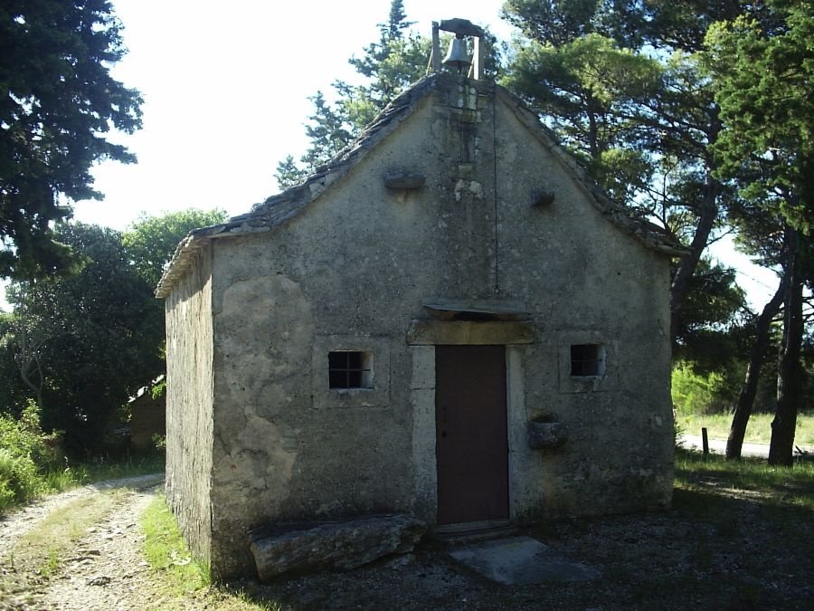 Crkva sv. Jurja od Žestinja, Kaštel Novi