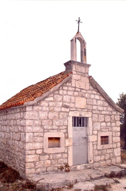 Crkva sv. Lovre na Ostrogu, Kaštel Lukšić
