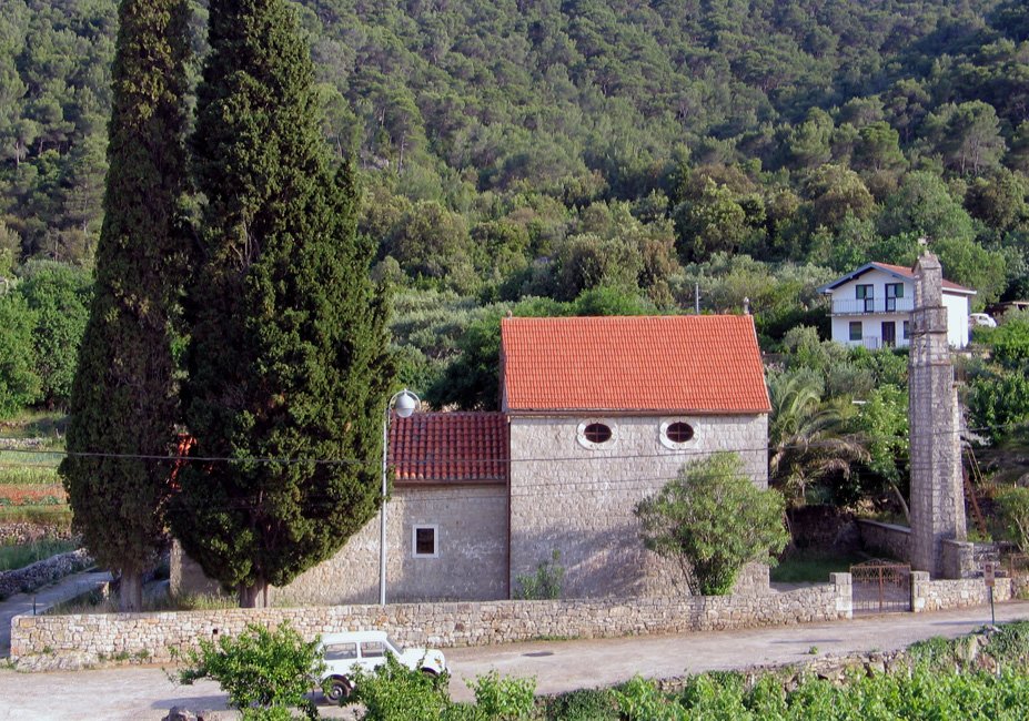 Crkva sv. Marije, Dol