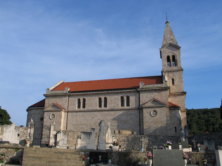 Crkva sv. Mihovila, Dol