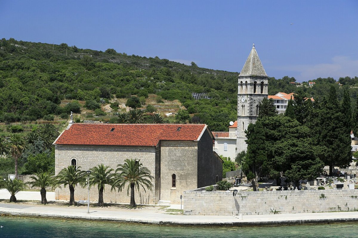 Franjevacki samostan sv jerolima vis