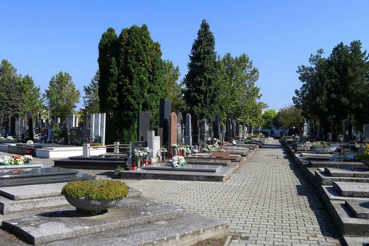 Groblje sv. Ane, Osijek
