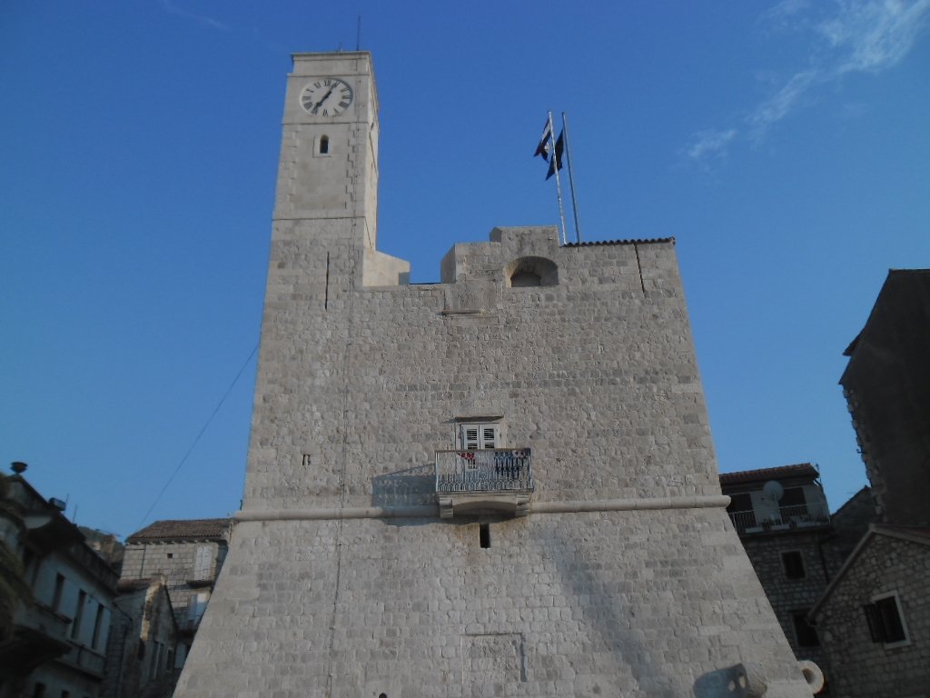 Kaštel, Komiža