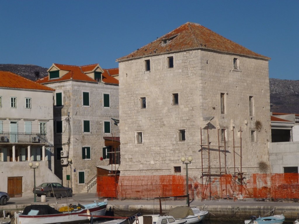Kula Ćipiko, Kaštel Novi