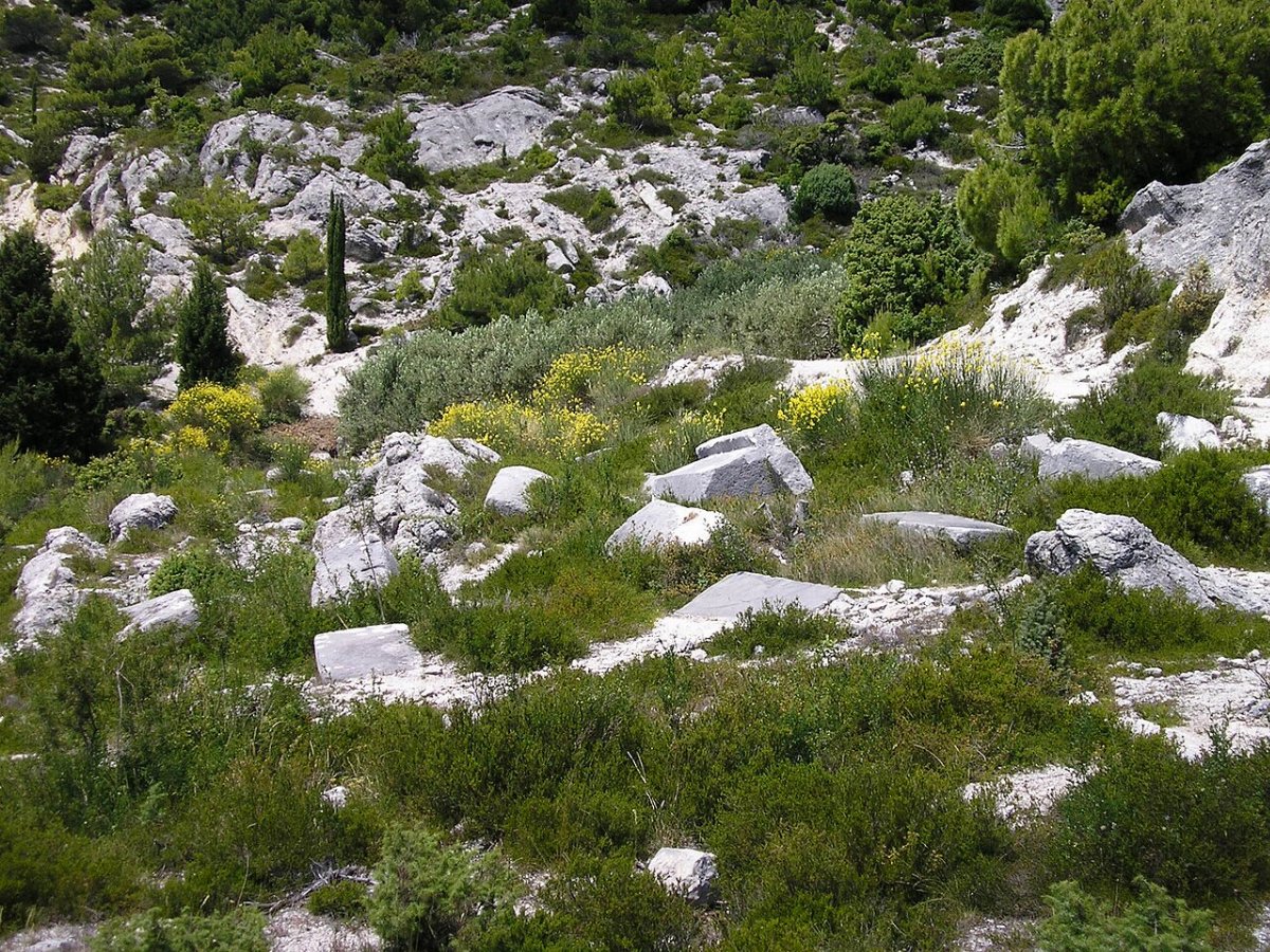 Nekropola stećaka Greblje, Slivno Ravno