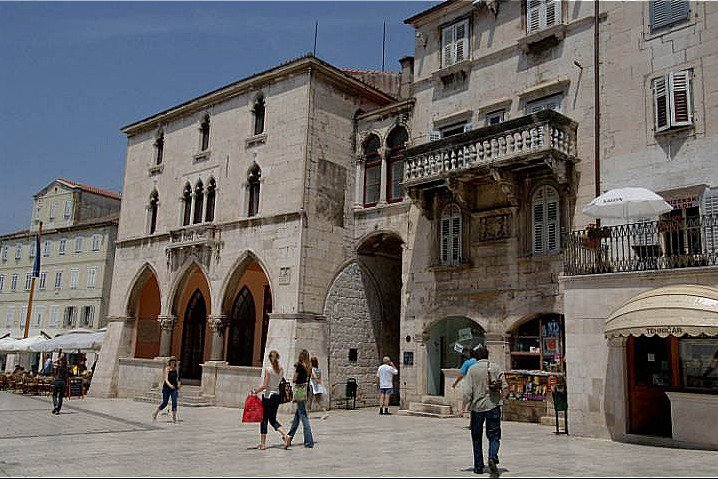 Palača Karepić, Split