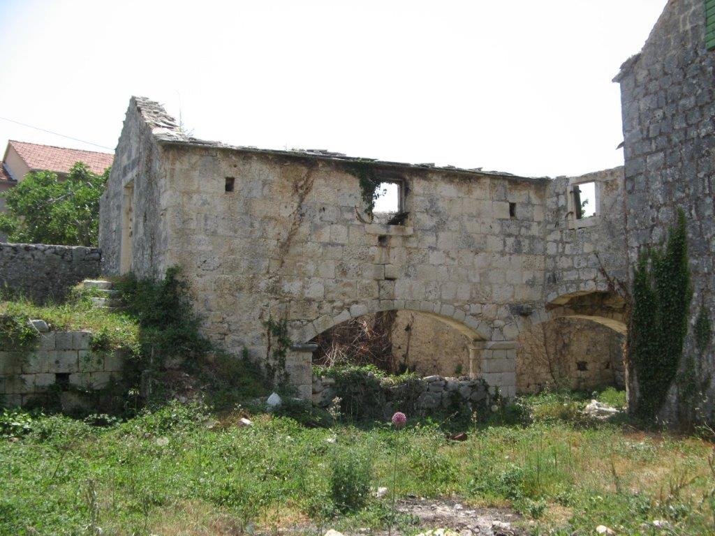 Sklop zgrada Blatačka kuća, Nerežišća