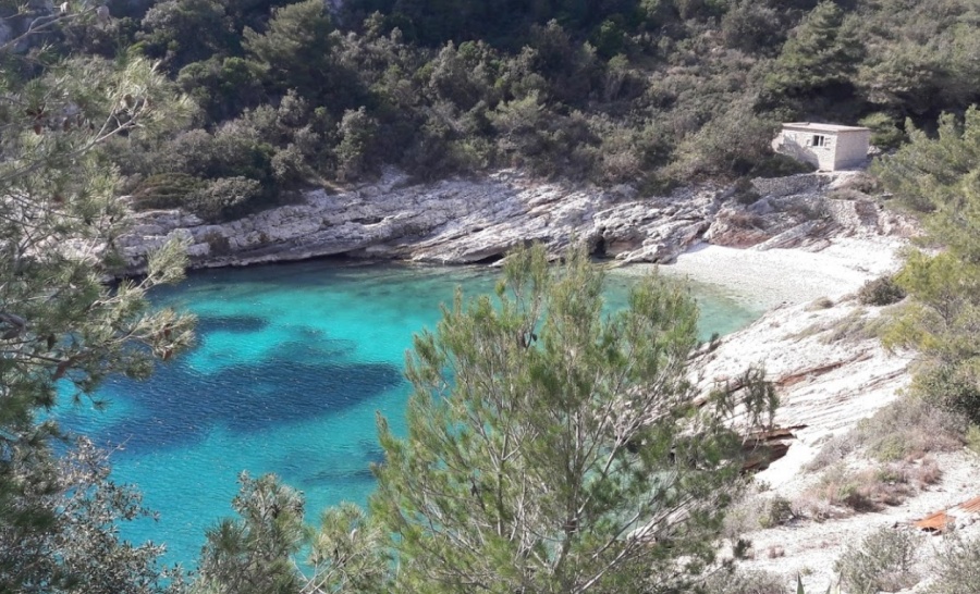 Uvala Tatinja – Otok Šolta