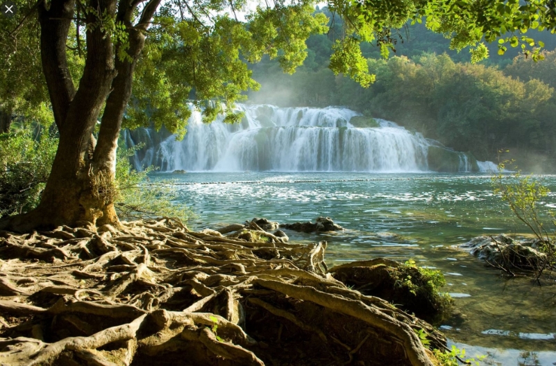 Veličanstveni slapovi nacionalnog parka Krka