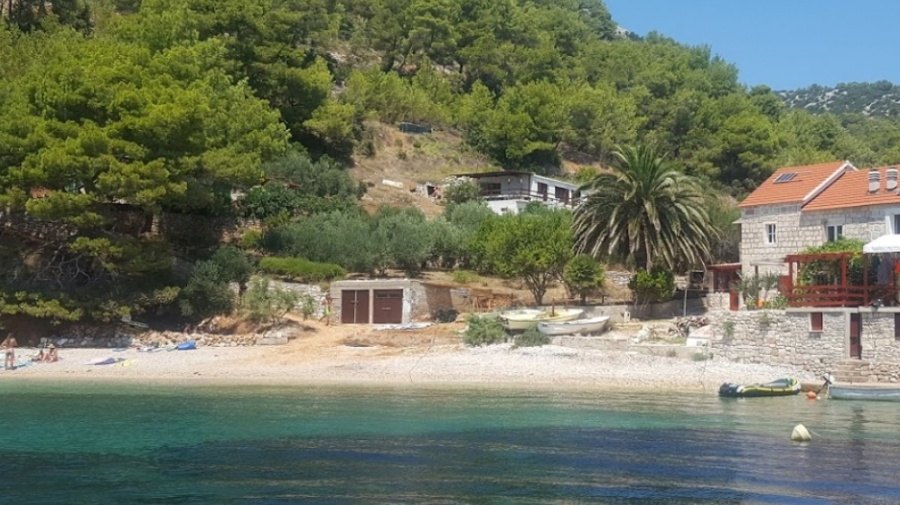 Plaža Veprinova Gdinj otok Hvar