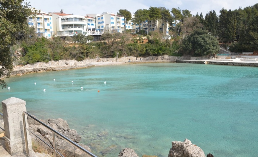 Plaža Hotela Valamar Koralj, Dražica, Krk slike