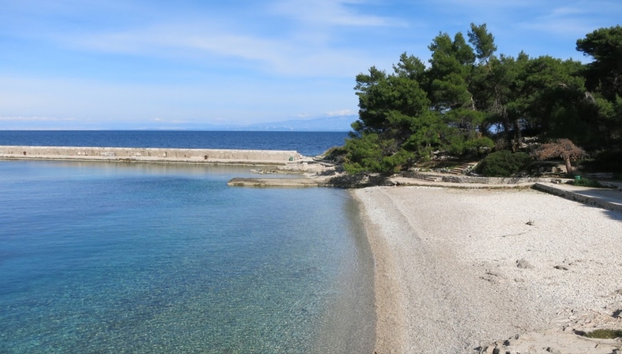 Sunčana uvala plaža Veli Lošinj