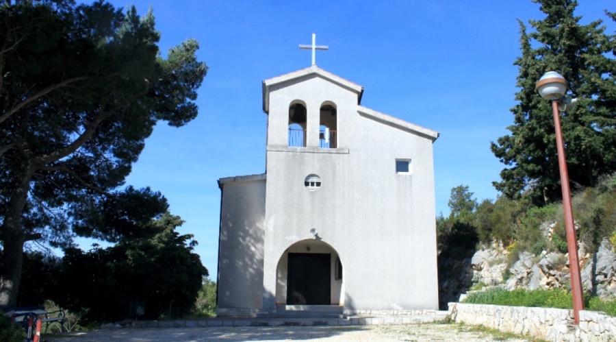Crkva sv. Roka Drvenik