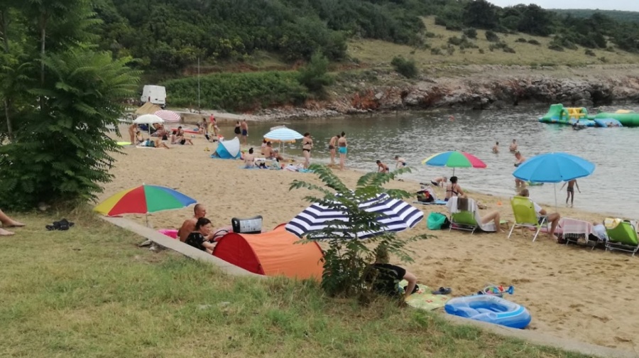 Pješčana plaža Sv. Marak - Risika, Krk slike