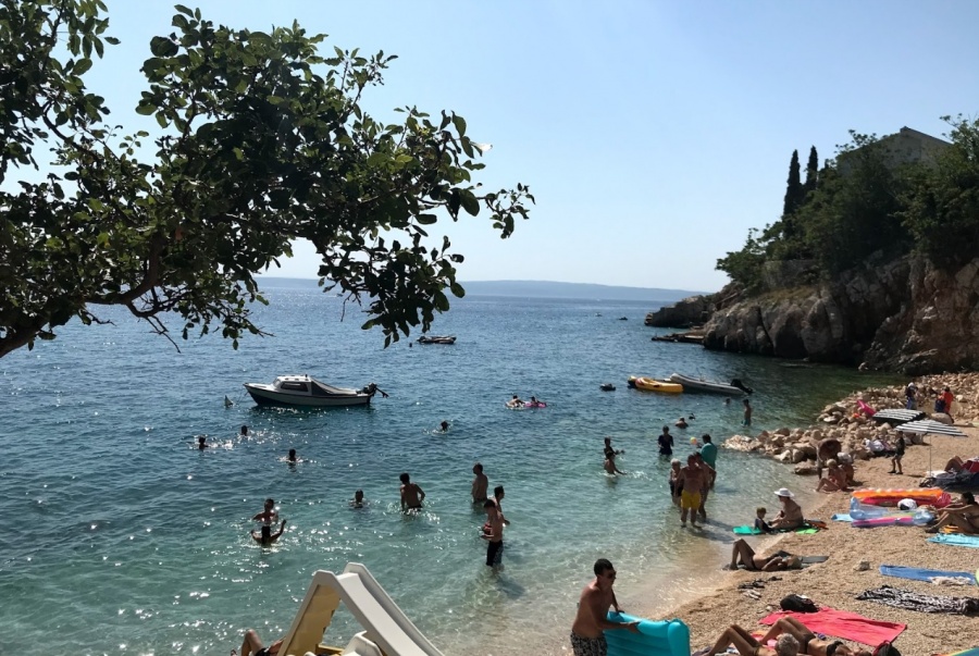 Plaža Škarpun Novi Vinodolski