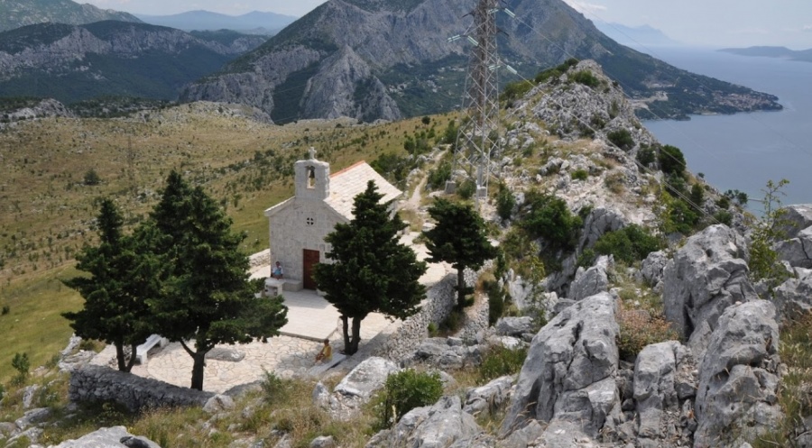 Crkva Snježne Gospe (Gospe od sniga), Duće, Omiš