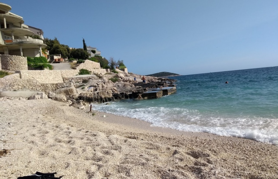 Plaža Oštrica Sevid