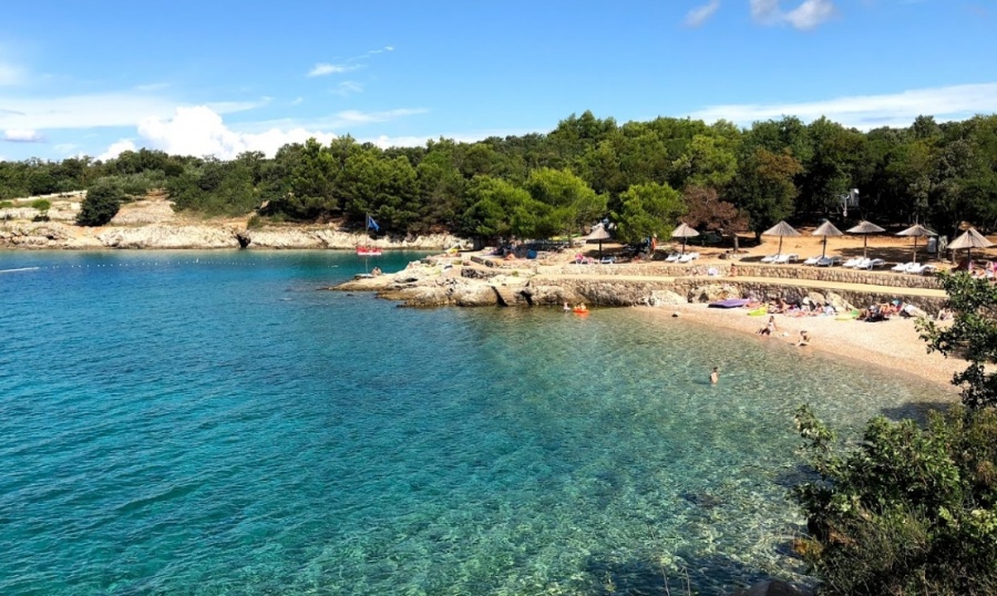 Plaža Jert Pinezići, otok Krk slike