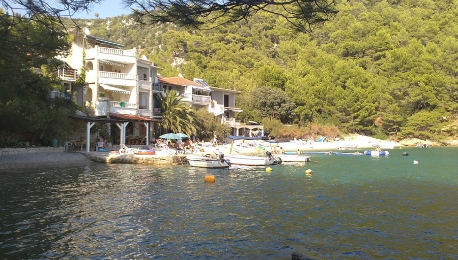 Plaža Smokvina – Otok Hvar