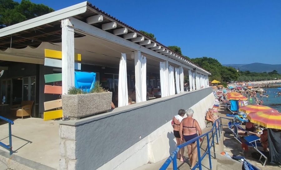 Beach bar Hula Novi Vinodolski cijene, slike, kontakt, forum komentari