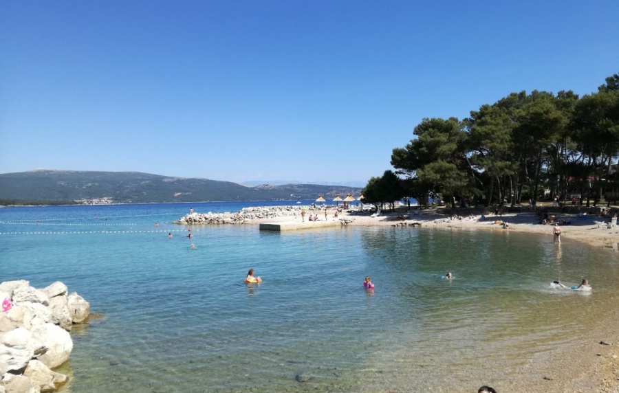 Plaža Porporela grad Krk, otok Krk slike