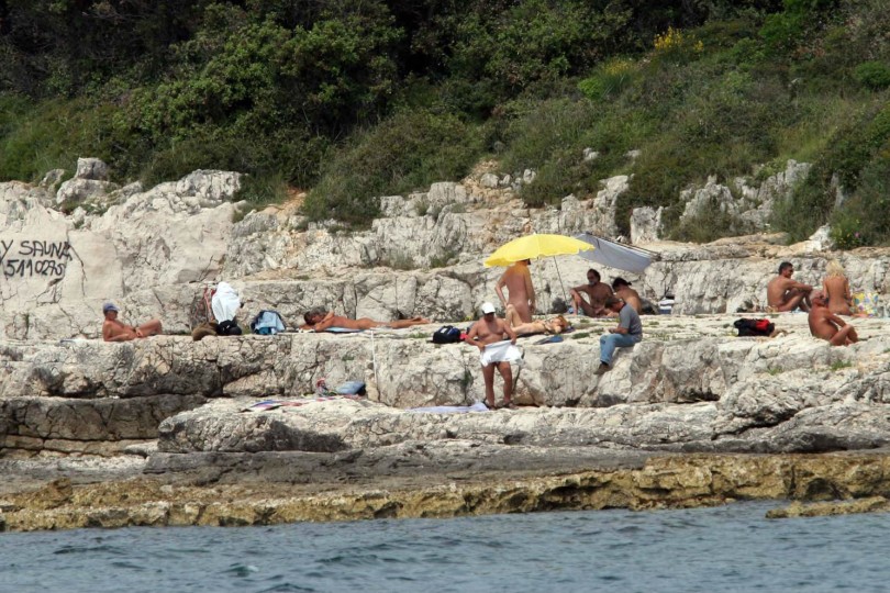 Rovinj schweinestrand Geil am