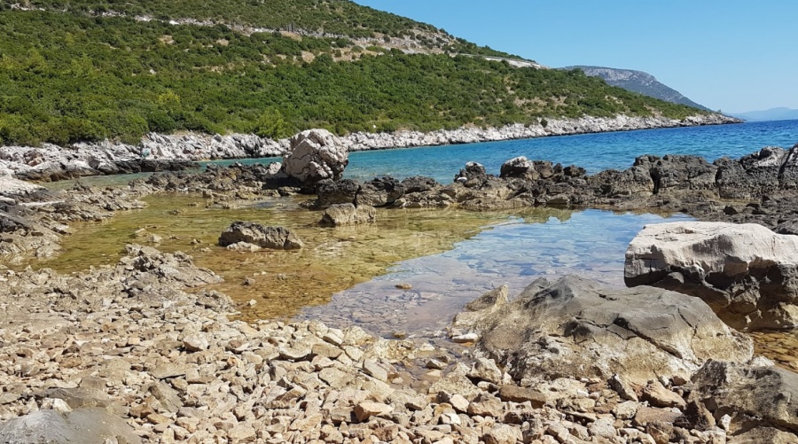 Plaža Sjekirica – Brsečine