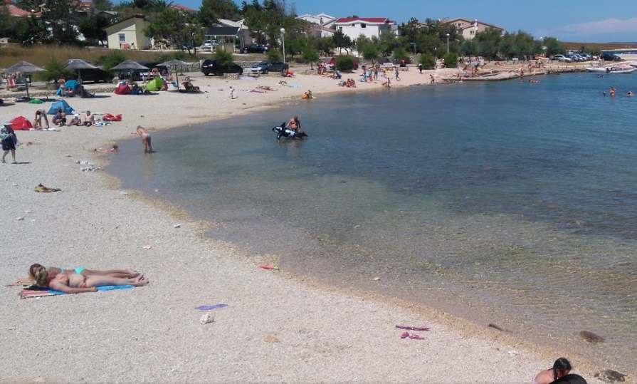Plaža Biskupljača – Otok Vir