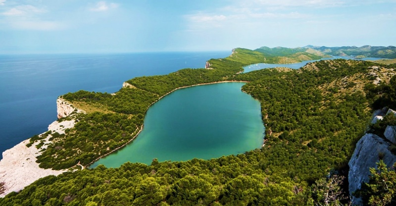 Slano jezero mir sali plaža